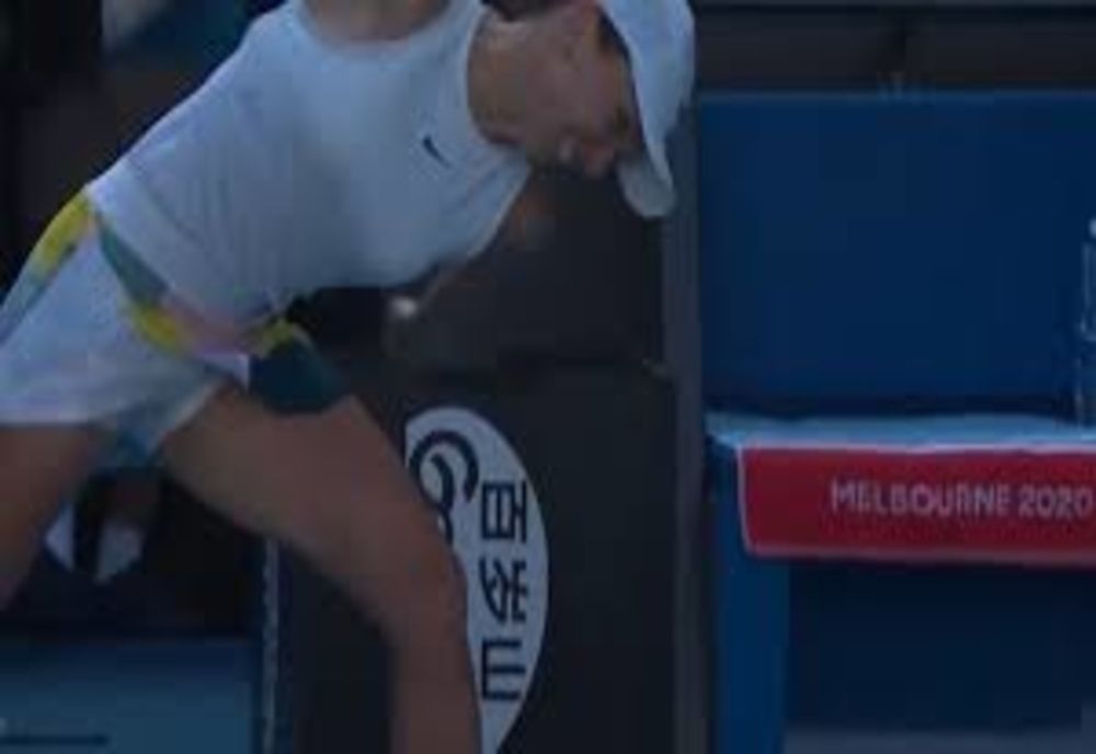 Halep suferă după eșecul cu Muguruza! „Căldura m-a ucis” Ce își reproșează