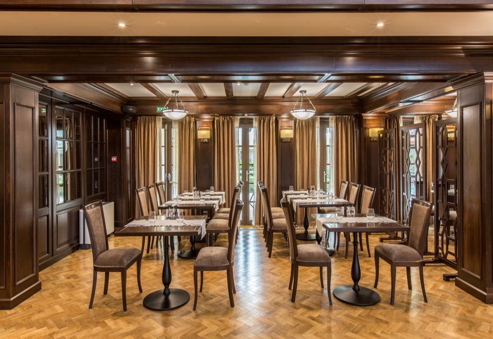 Bani de la Guvern pentru firmele afectate de restricțiile impuse de pandemie