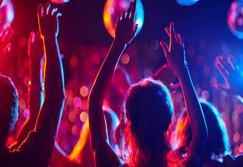 Ministrul MAI, Lucian Bode, anunț de ultimă oră: Nu vor exista restricții de circulație în noaptea de Paște. Fără petreceri în cluburi de 1 Mai 