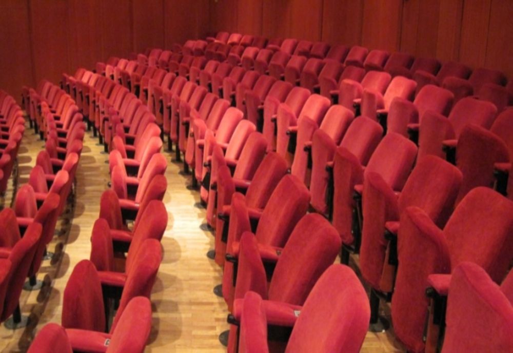 Pentru ilfovenii vaccinați: încep spectacolele-experiment