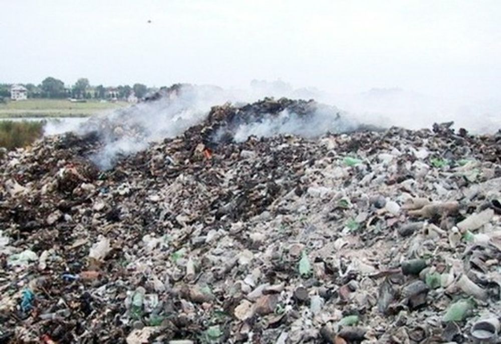 Depozitul ecologic de la Vidra solicită 42 de euro pe tonă, nu 24 de euro cât vrea Primăria Sector 1