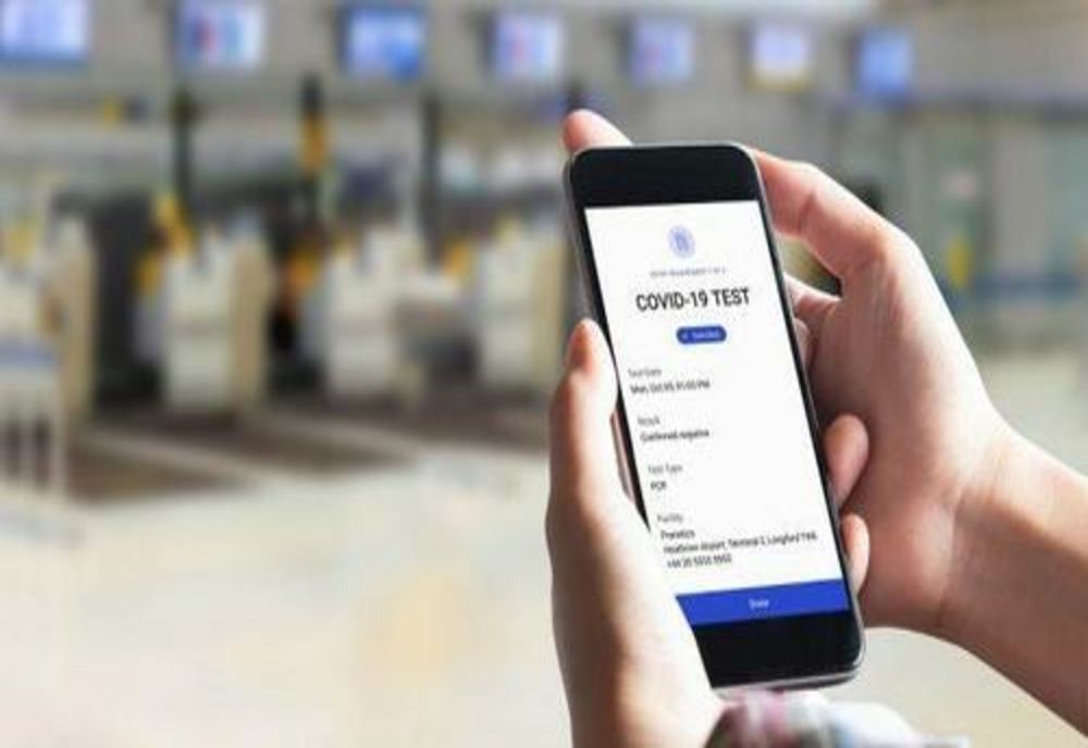 Ministrul Sănătății a anunțat restricțiile introduse de luni. Certificatul verde va fi obligatoriu în instituții și magazine neesențiale, inclusiv mall-uri