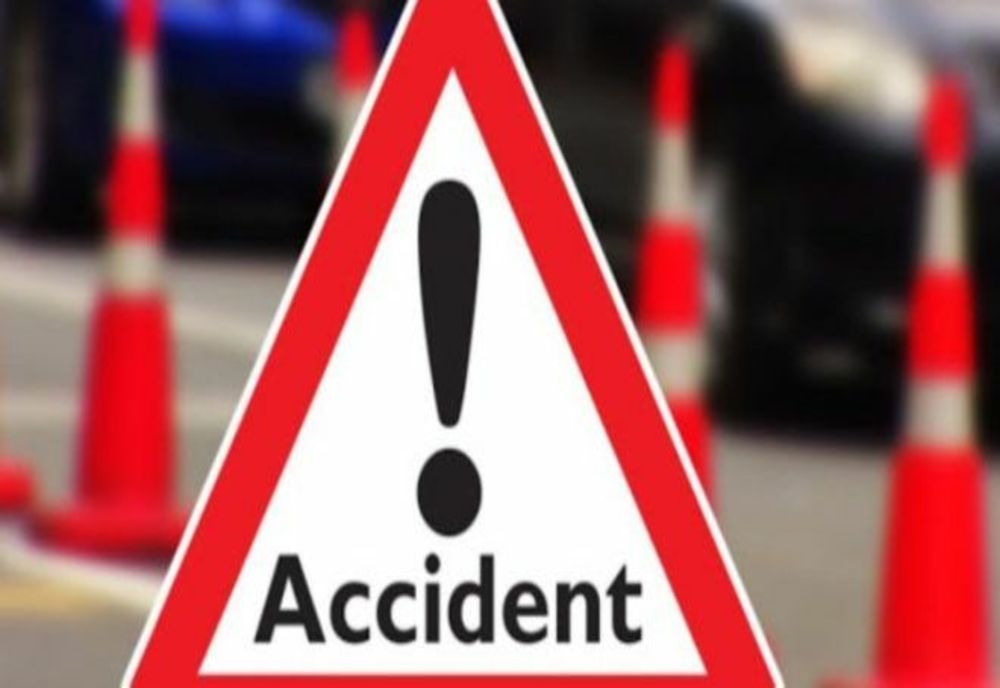 Ilfov. Accident rutier între un autotren şi o autocisternă pe DNCB, la Glina