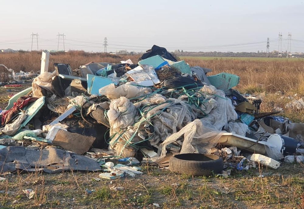 Arderile și depozitările ilegale de deșeuri din mai multe localități din Ilfov, în vizorul comisarilor de mediu 