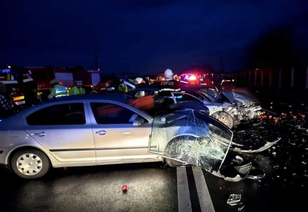 Ilfov. Accident rutier grav la ieşirea din Afumaţi. Trei persoane au fost rănite
