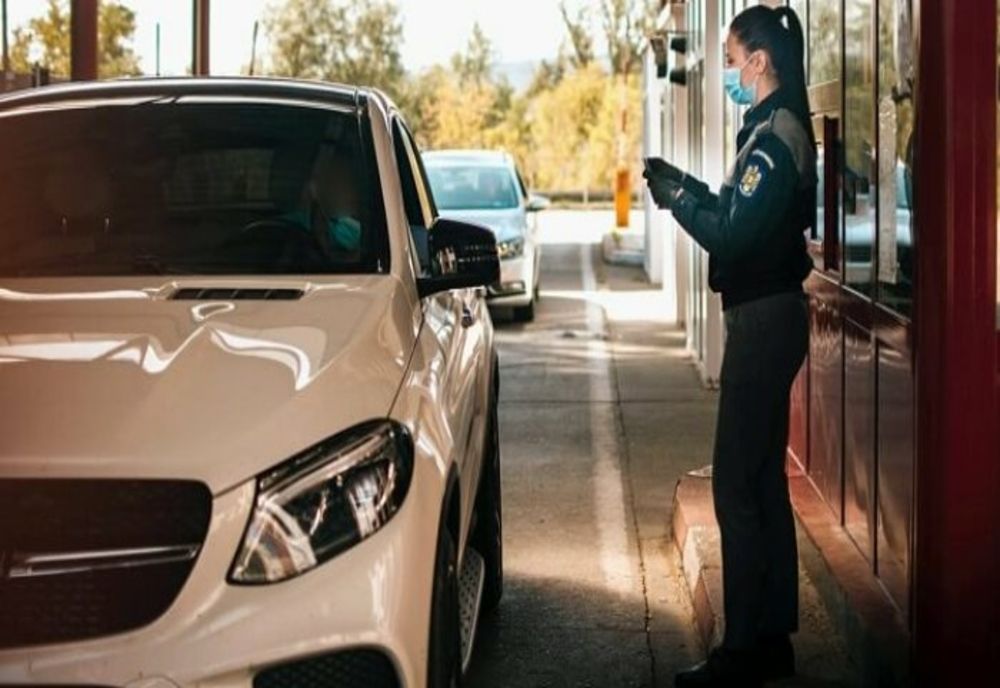 Bandă distinctă pentru persoanele vulnerabile, măsură în premieră adoptată de MAI în punctele de trecere a frontierei