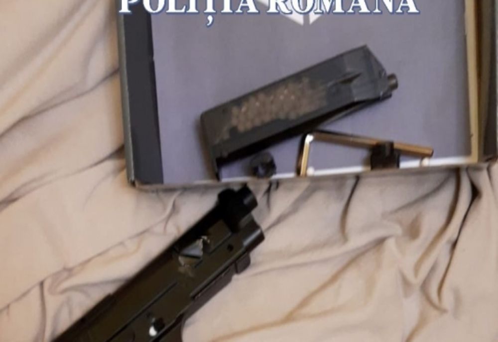 Percheziţii la Ilfov într-un caz de nerespectare a regimului armelor şi muniţiilor şi portul sau folosirea fără drept de obiecte periculoase