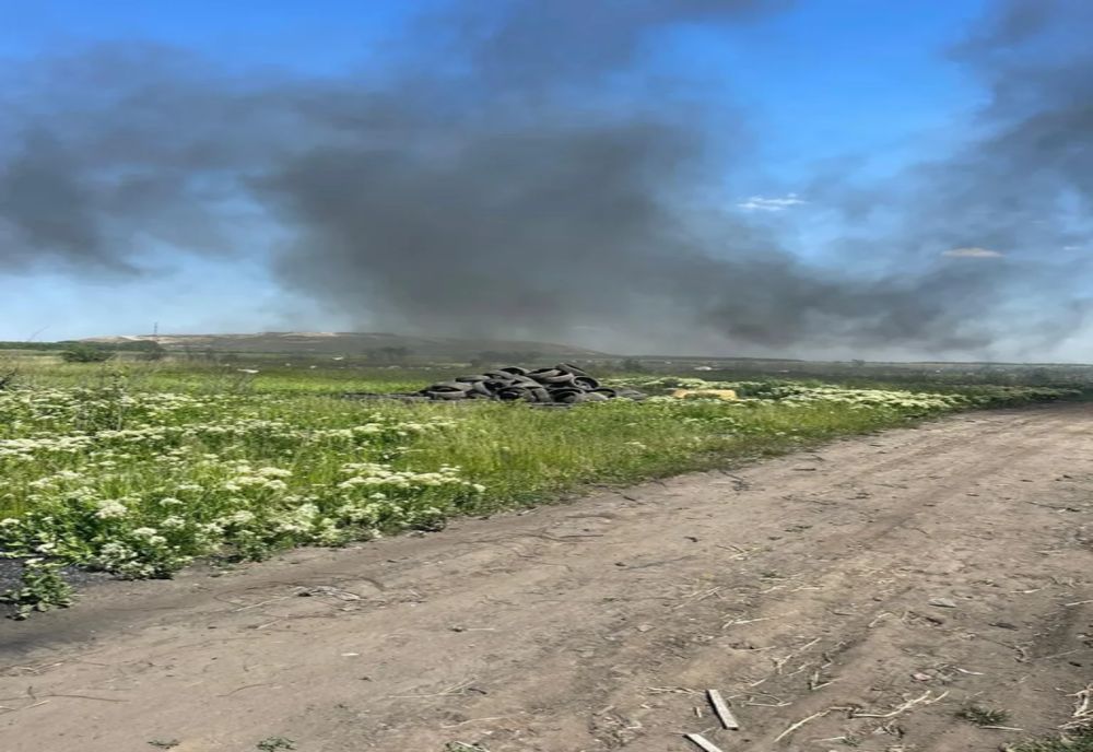 Incendieri ilegale de cauciucuri şi cabluri la Sinteşti