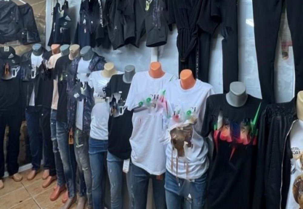 Ilfov. Acţiune a poliţiştilor pentru combaterea comerţului ilicit cu bunuri purtând însemnele unor brand-uri de renume