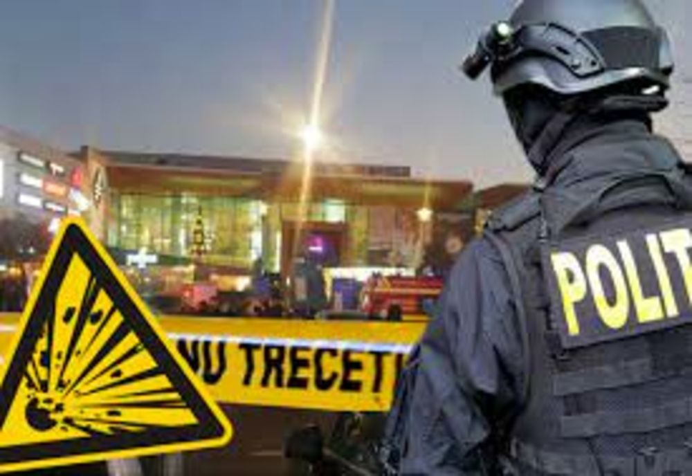 Alertă cu bombă la Mall Băneasa. Persoanele din interior au fost evacuate. Alarmă falsă