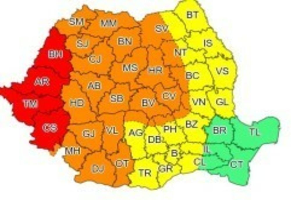 Furtuni în aproape toată țara, după caniculă