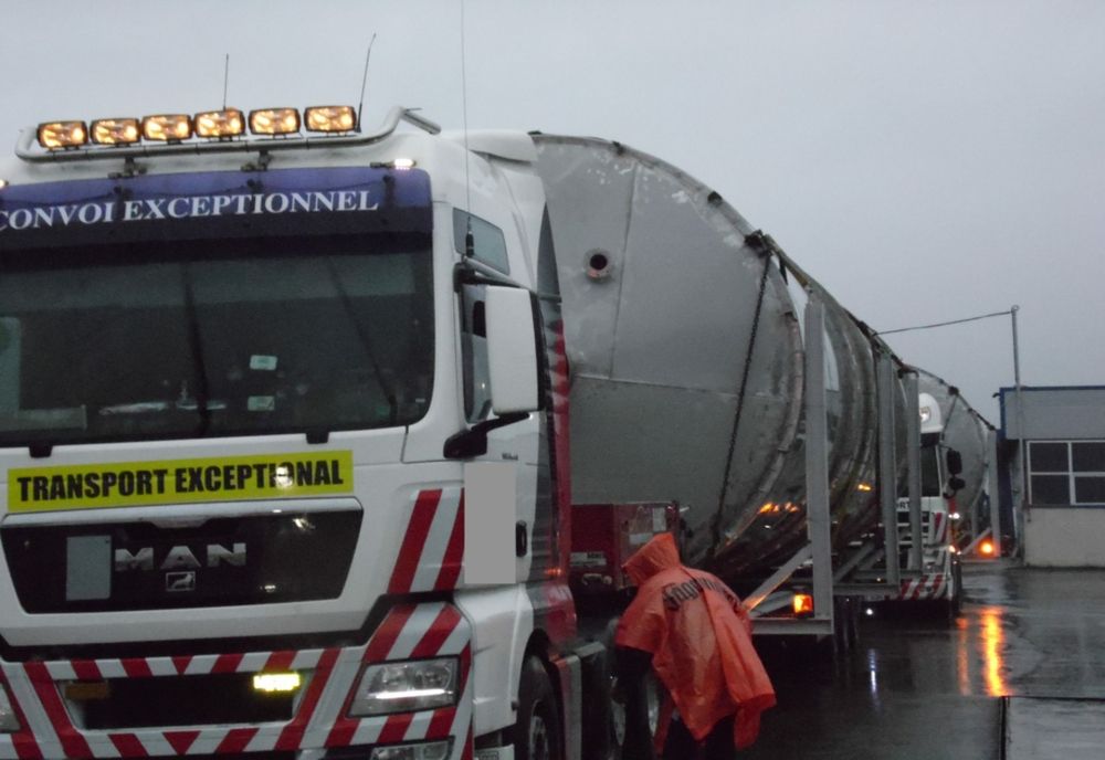 Ilfov. Trei transporturi agabaritice în perioada următoare. Circulaţia va fi blocată total pe anumite sectoare de drum