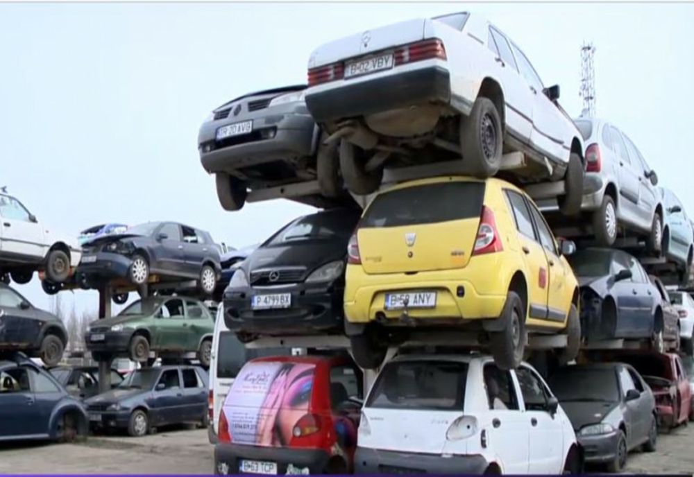 Programul Rabla local, prin care cetățenii pot casa mașini vechi contra sumei de 3.000 de lei, va începe la jumătatea lunii octombrie  