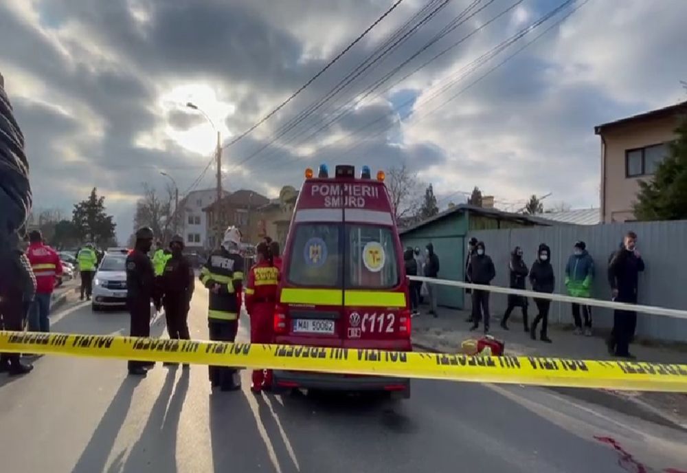 Ilfov. Două adolescente lovite de o mașină pe trecerea de pietoni, la Chitila. Una dintre ele este în stare gravă