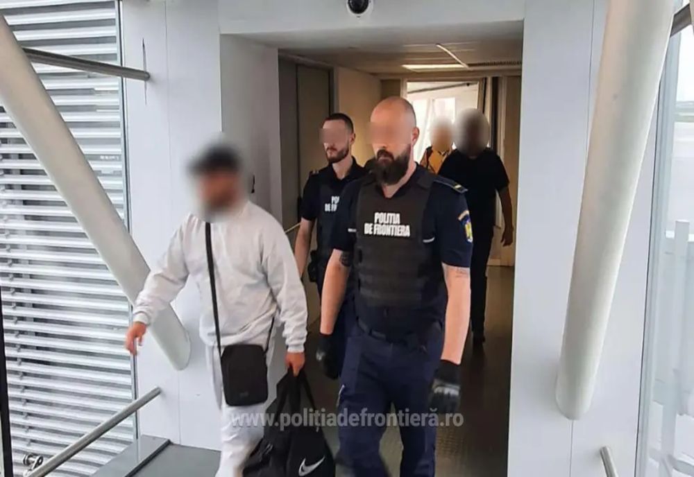 Ilfov. Cetăţean român adus sub escortă pe aeroportul Otopeni de autorităţile din SUA