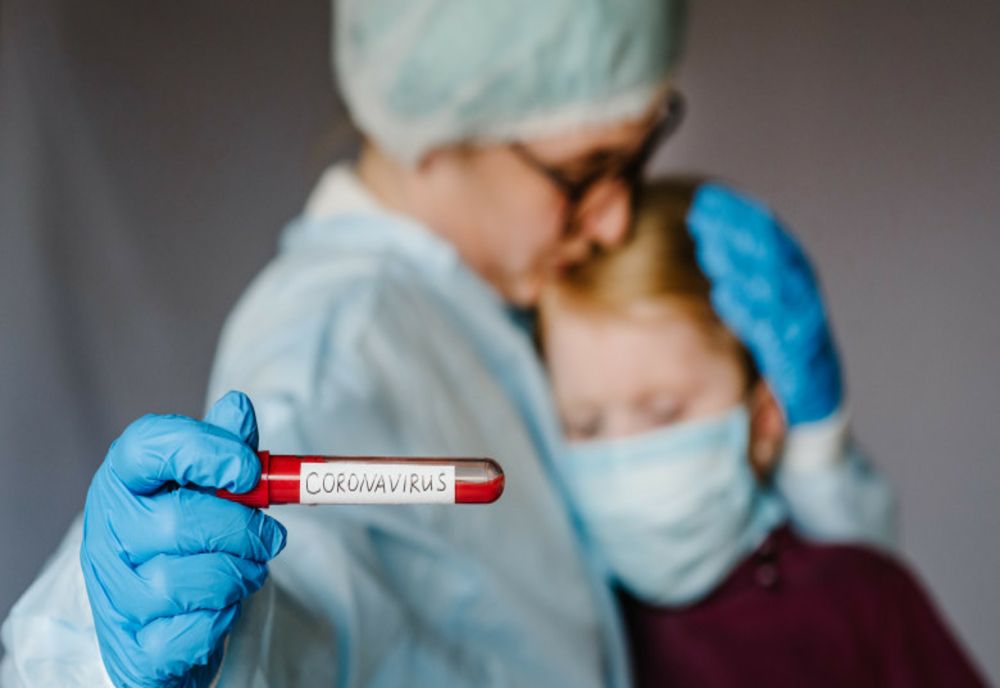 INS: CAZURILE NOI DE PERSOANE INFECTATE CU SARS-CoV-2, ÎN SCĂDERE FAȚĂ DE SĂPTĂMÂNA PRECEDENTĂ