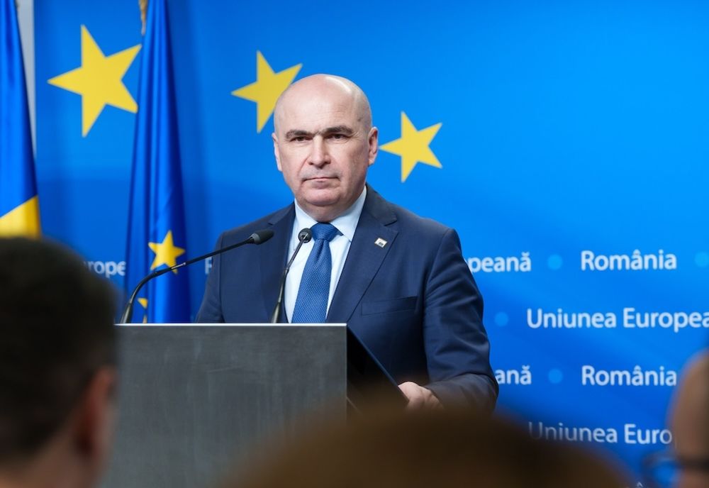 POLITICIENII NU VOR SP-ȘI ASUME GOLIREA BUZUNARELOR ROMÂNILOR. SURSE: BOLOJAN FUGE DE FOTOLIUL DE PREMIER