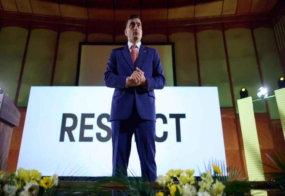 GEORGE SIMION: „NICUȘOR DAN PREGĂTEȘTE FRAUDAREA ALEGERILOR. SĂ ANULEZE MANIFESTAREA DE DUMINICĂ!”