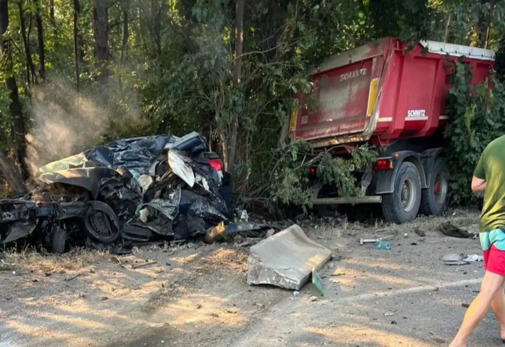 ACCIDENT RUTIER GRAV PE CENTURA CAPITALEI, ÎN ZONA LOCALITĂȚII MOGOȘOAIA 