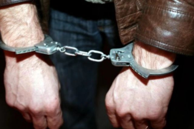 Caz șocant în Constanța. Profesor de 67 de ani, reţinut după a întreţinut relaţii sexuale cu o elevă de 16 ani