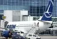 Aproximativ 200 de angajați TAROM protestează în fața sediului din Otopeni. Ce revendicări au sindicaliștii