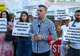 PROTEST LA PRIMĂRIA 1 DECEMBRIE: CONSILIERUL AUR, GEORGE STĂNCULESCU CERE RESPECT PENTRU SPORT ȘI TINERI