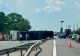 TIR răsturnat pe Autostrada A1, sensul Pitești – București. Traficul este complet blocat